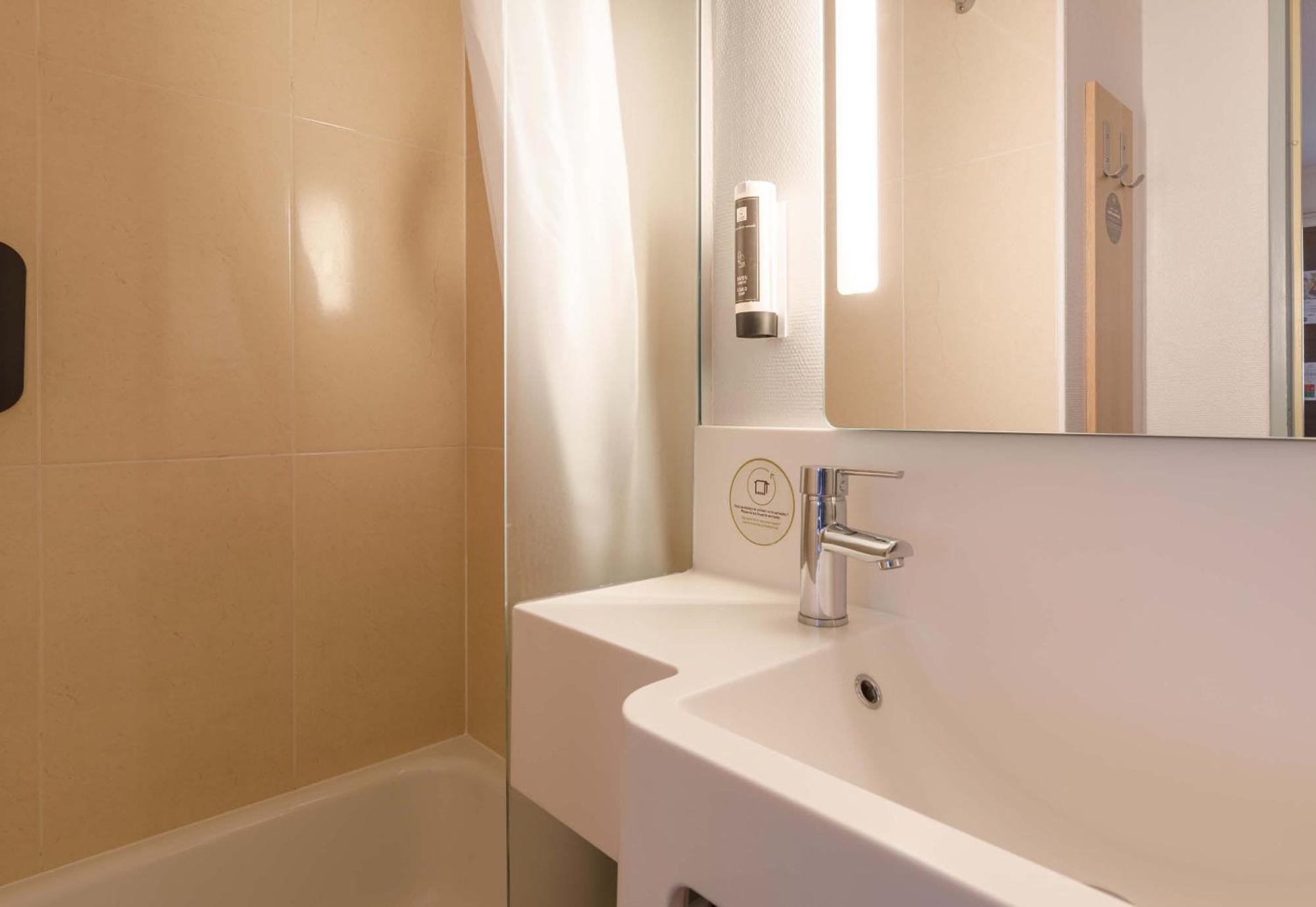 B&B Hotel Moulins Toulon-sur-Allier Exterior foto